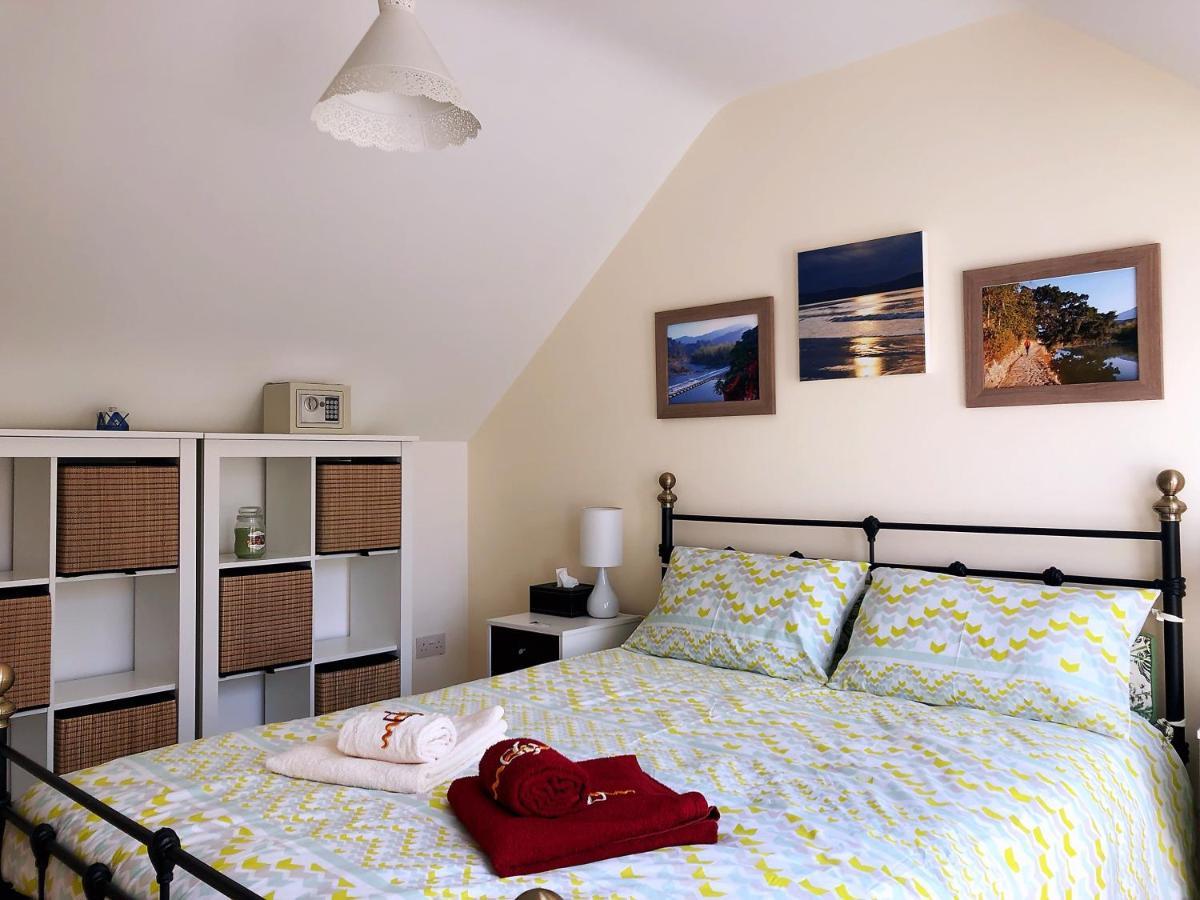 Streamside B And B With Parking Drimoleague Luaran gambar